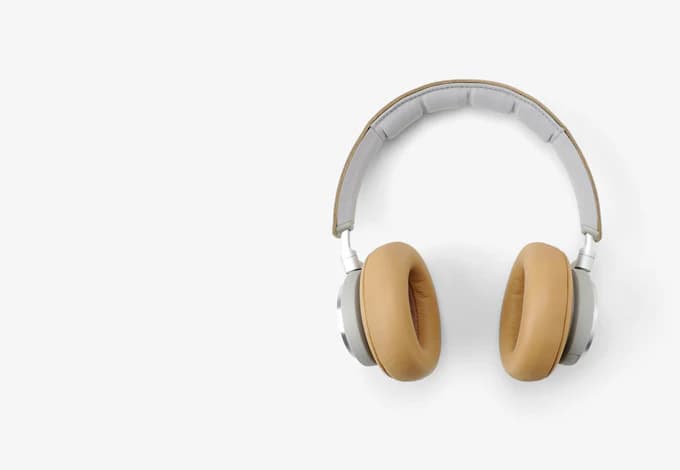 Overear Headphone